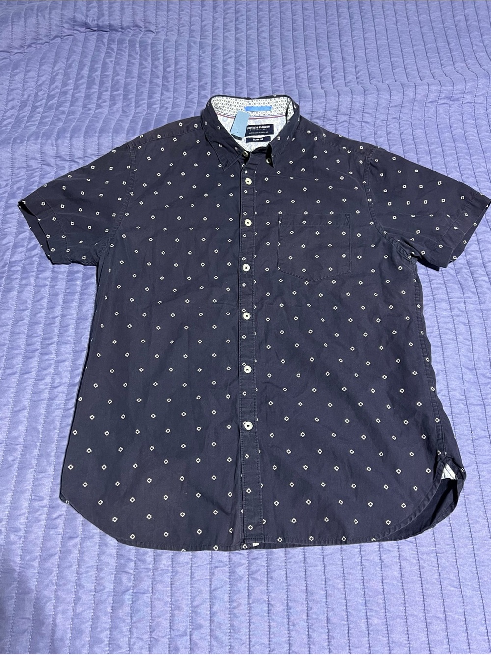 Denim & Flower Navy Short-Sleeve Button-Down with Small White Diamond Print